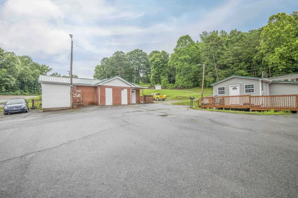 6364 Maynardville Highway Maynardville TN 37807