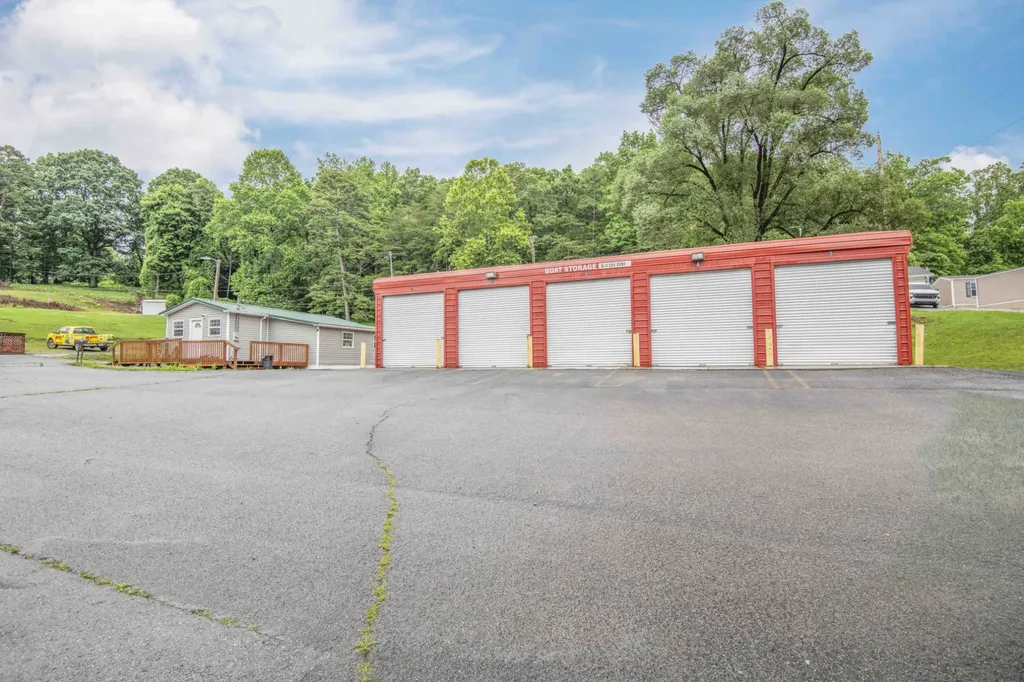 6364 Maynardville Highway Maynardville TN 37807