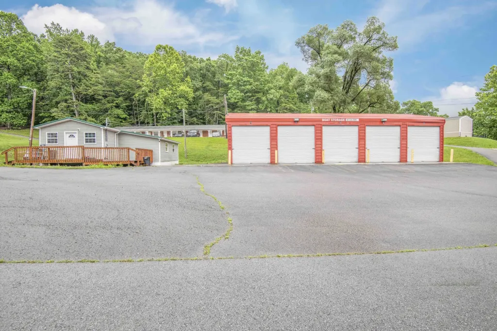 6364 Maynardville Highway Maynardville TN 37807