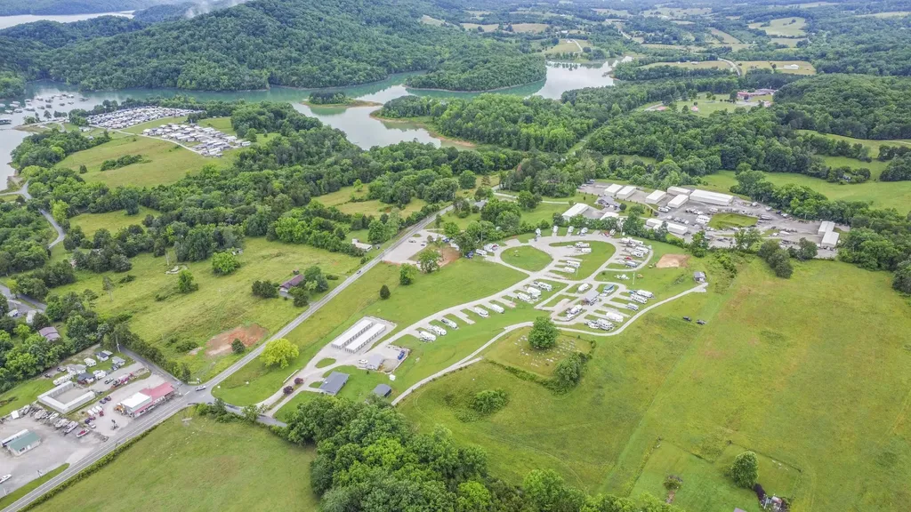107 Lay Hollow Road Sharps Chapel TN 37866