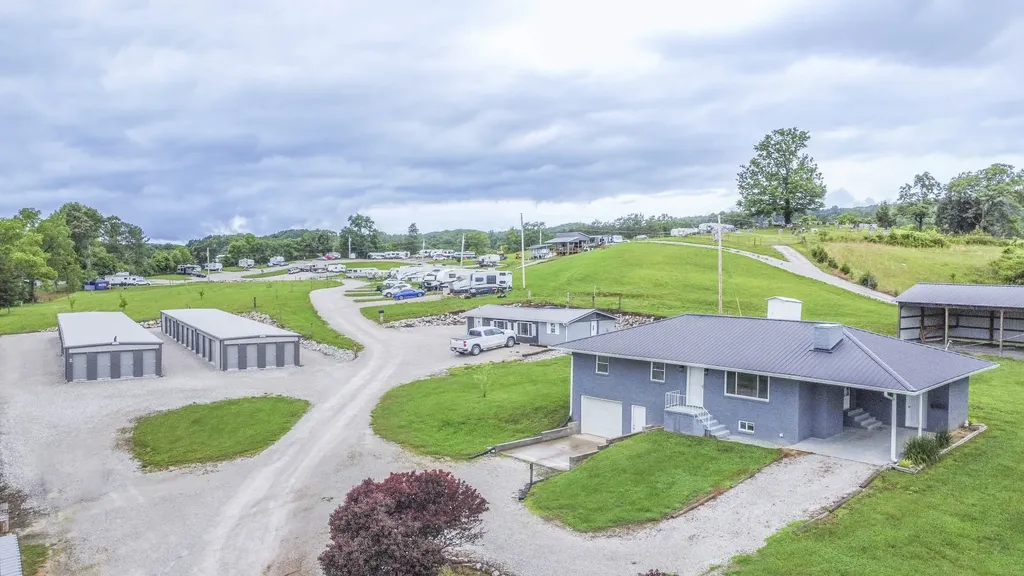 107 Lay Hollow Road Sharps Chapel TN 37866