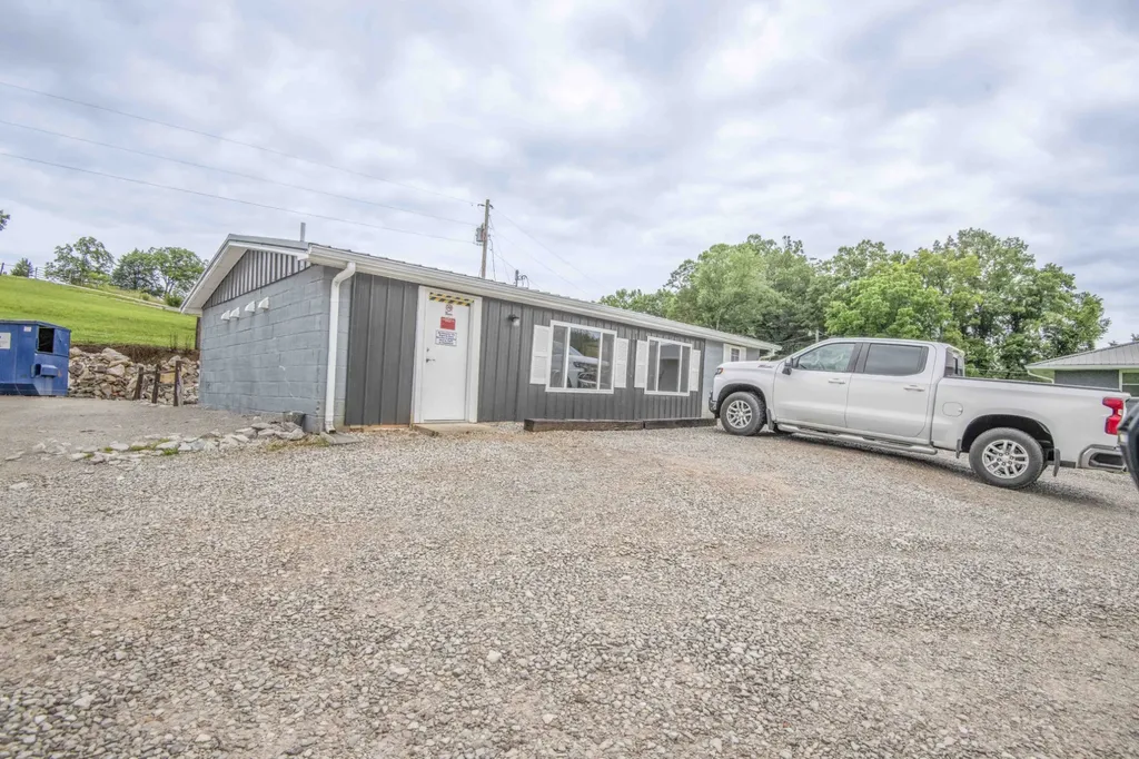 107 Lay Hollow Road Sharps Chapel TN 37866