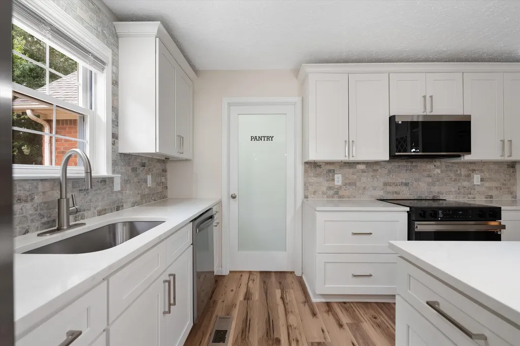 104 Erica Place Bell Buckle TN 37020