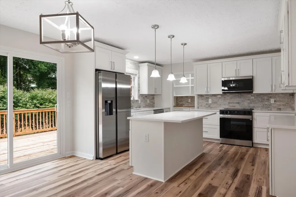 104 Erica Place Bell Buckle TN 37020