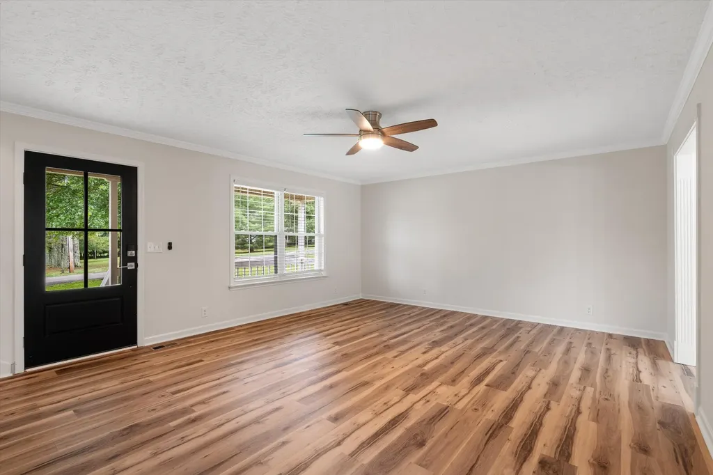 104 Erica Place Bell Buckle TN 37020
