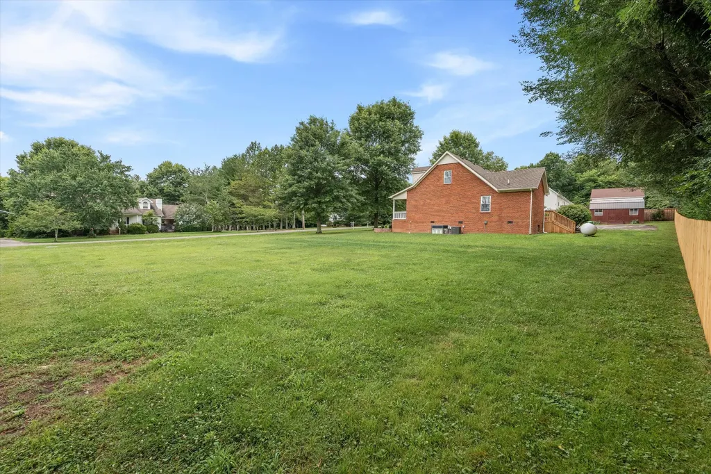 104 Erica Place Bell Buckle TN 37020