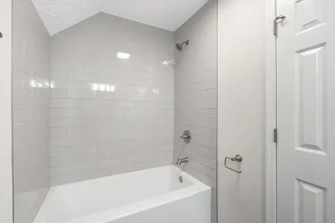 104 Erica Place Bell Buckle TN 37020