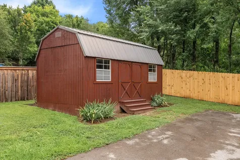 104 Erica Place Bell Buckle TN 37020