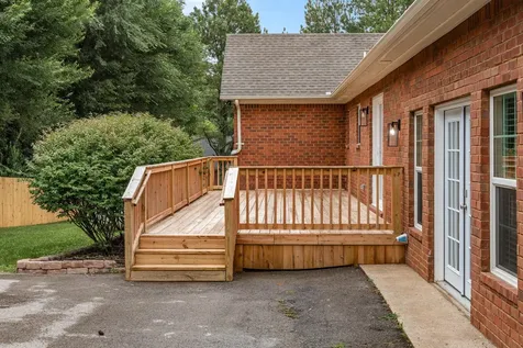 104 Erica Place Bell Buckle TN 37020