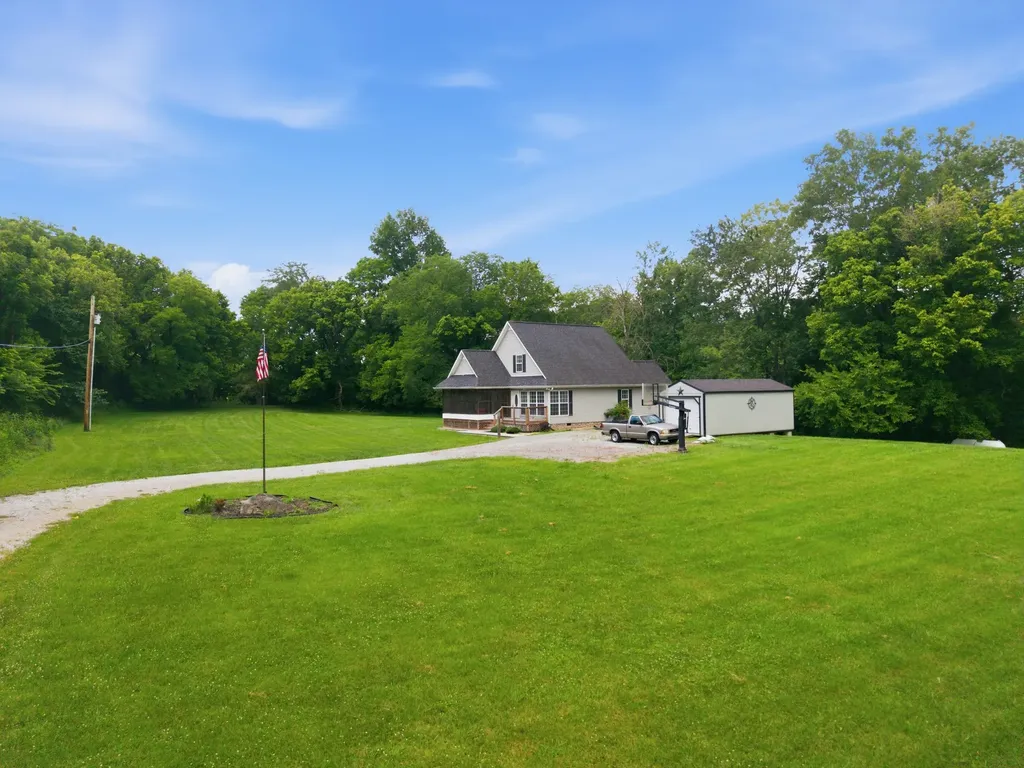 6367 Medley Amonette Road Buffalo Valley TN 38548