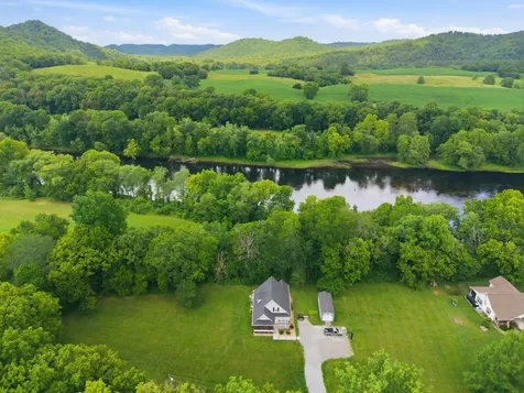6367 Medley Amonette Road Buffalo Valley TN 38548