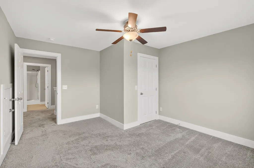 906 Meadowcrest Way Lebanon TN 37090