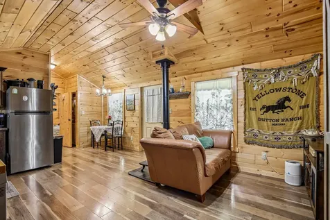 1424 Poplar Ridge Lane Chapmansboro TN 37035