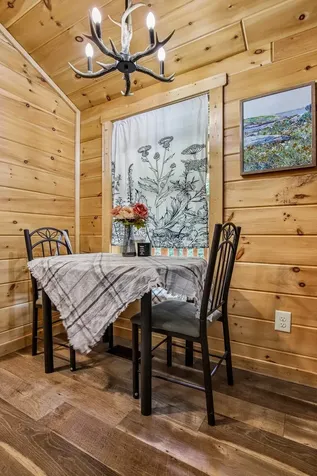 1424 Poplar Ridge Lane Chapmansboro TN 37035
