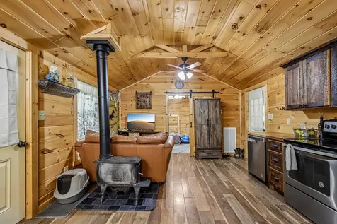 1424 Poplar Ridge Lane Chapmansboro TN 37035