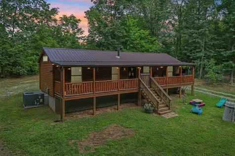 1424 Poplar Ridge Lane Chapmansboro TN 37035