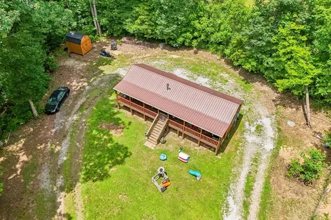 1424 Poplar Ridge Lane Chapmansboro TN 37035
