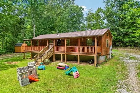 1424 Poplar Ridge Lane Chapmansboro TN 37035
