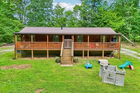 1424 Poplar Ridge Lane Chapmansboro TN 37035