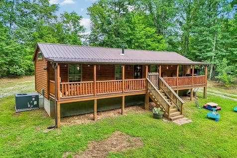 1424 Poplar Ridge Lane Chapmansboro TN 37035