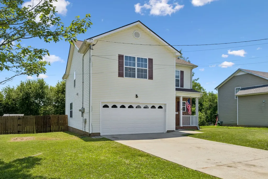990 Silty Drive Clarksville TN 37042