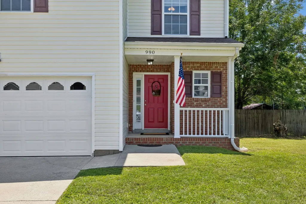990 Silty Drive Clarksville TN 37042