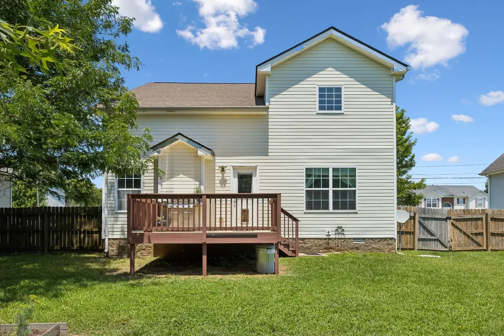 990 Silty Drive Clarksville TN 37042