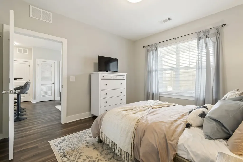 6411 Charlotte Road Circle Nashville TN 37209