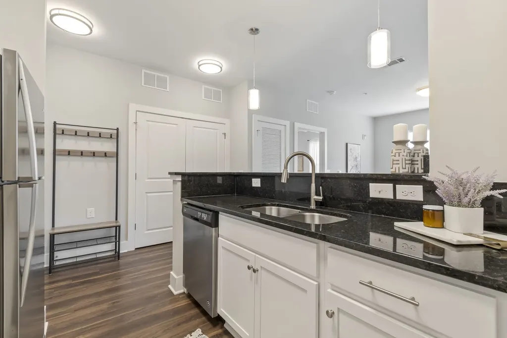 6411 Charlotte Road Circle Nashville TN 37209