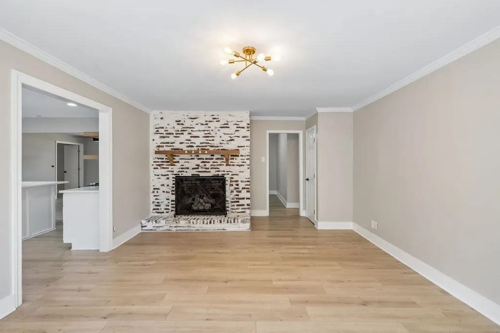 1401 Manor Road Columbia TN 38401