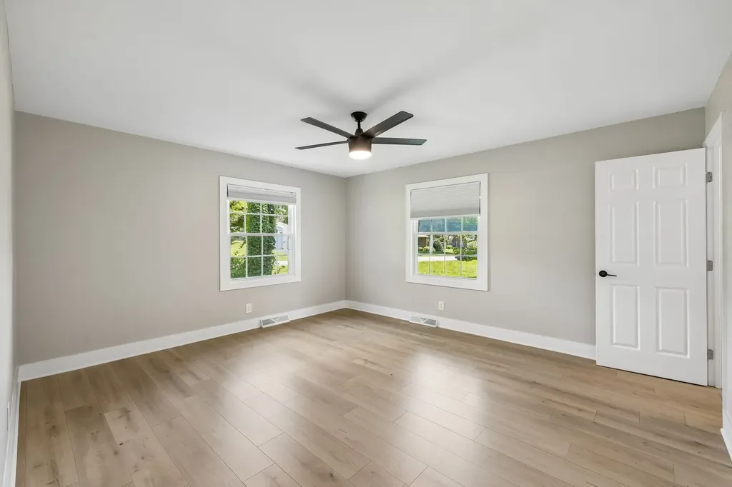 1401 Manor Road Columbia TN 38401
