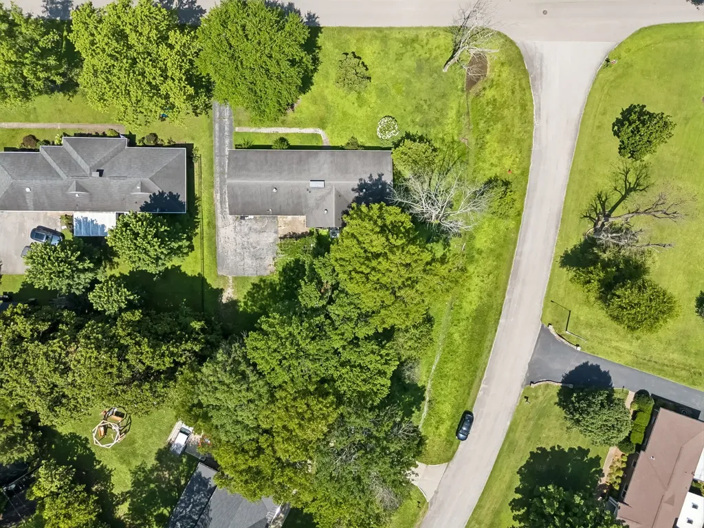 1401 Manor Road Columbia TN 38401