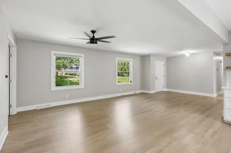 1401 Manor Road Columbia TN 38401