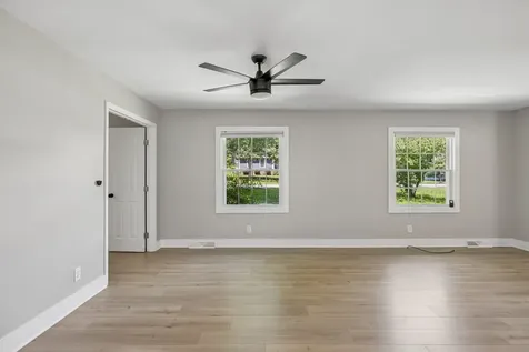 1401 Manor Road Columbia TN 38401