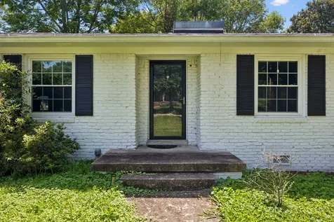 1401 Manor Road Columbia TN 38401