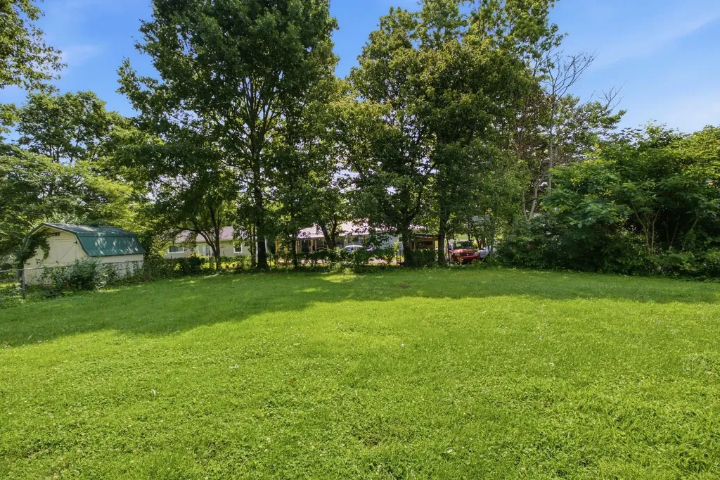 825 Spencer Avenue Gallatin TN 37066