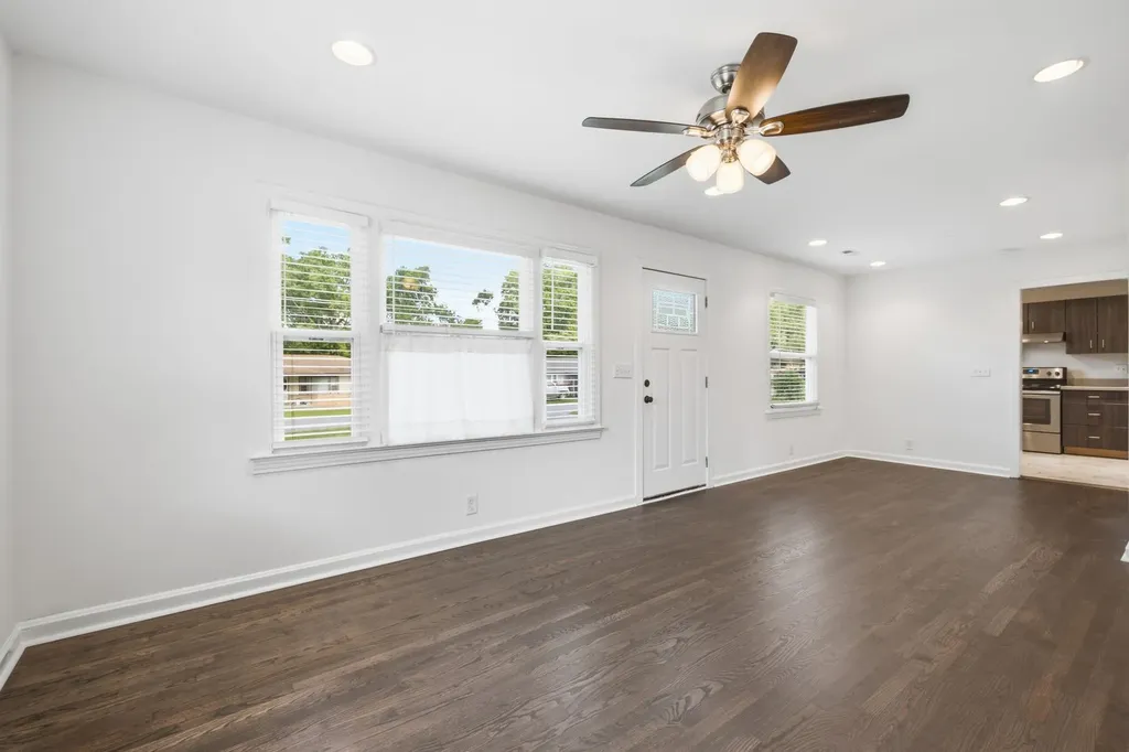 825 Spencer Avenue Gallatin TN 37066