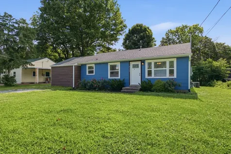 825 Spencer Avenue Gallatin TN 37066