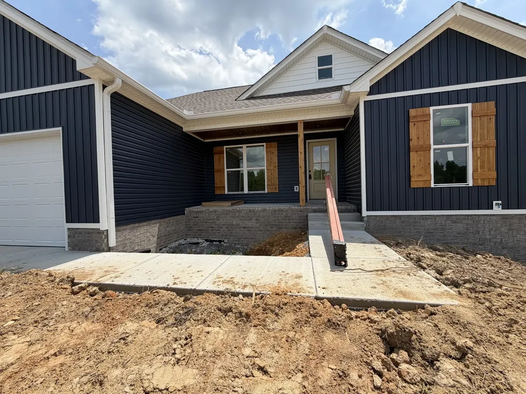 1293 Vickie Lane Portland TN 37148