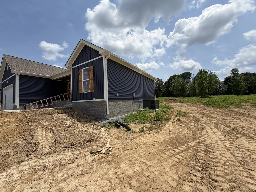 1293 Vickie Lane Portland TN 37148
