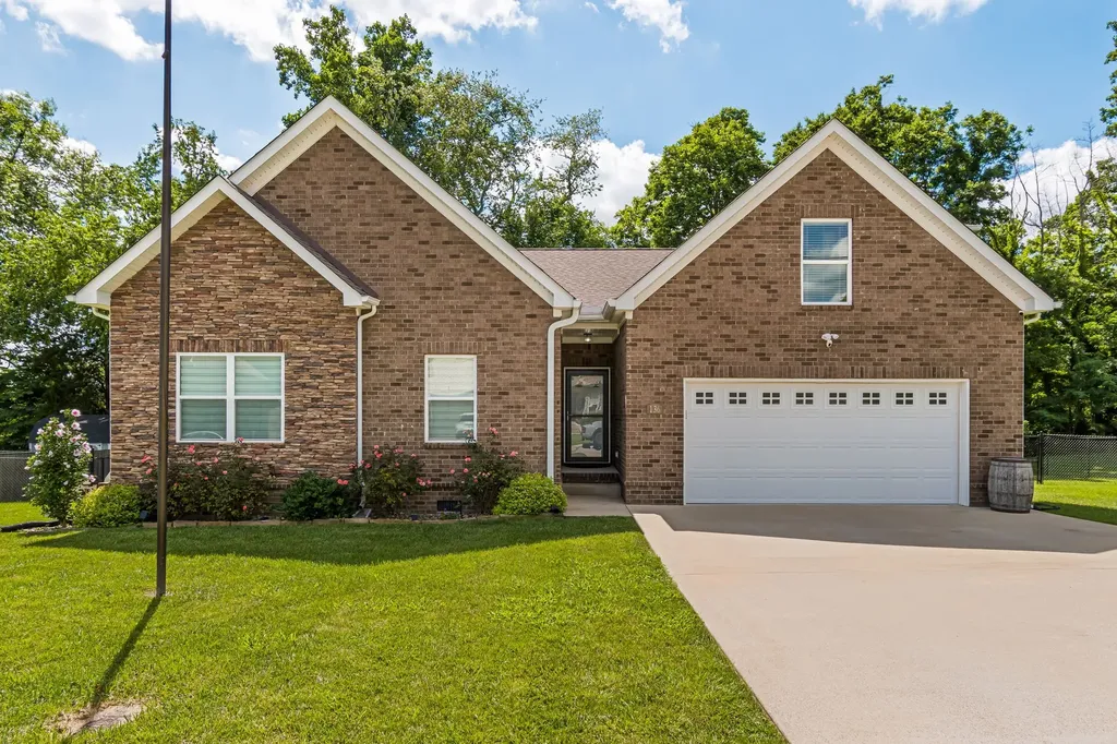 136 Timberland Drive Columbia TN 38401