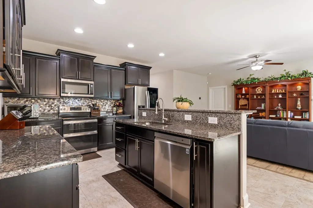 136 Timberland Drive Columbia TN 38401