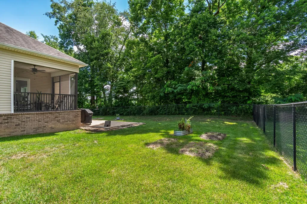 136 Timberland Drive Columbia TN 38401