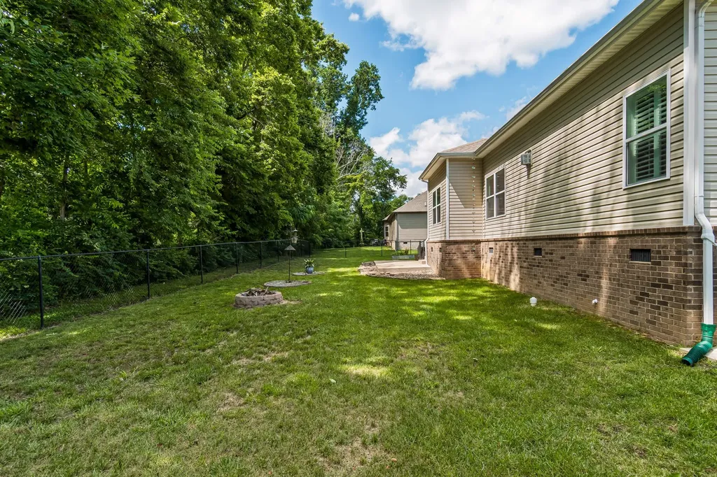 136 Timberland Drive Columbia TN 38401
