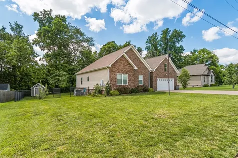 136 Timberland Drive Columbia TN 38401