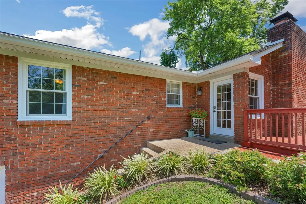 126 Medearis Drive Old Hickory TN 37138