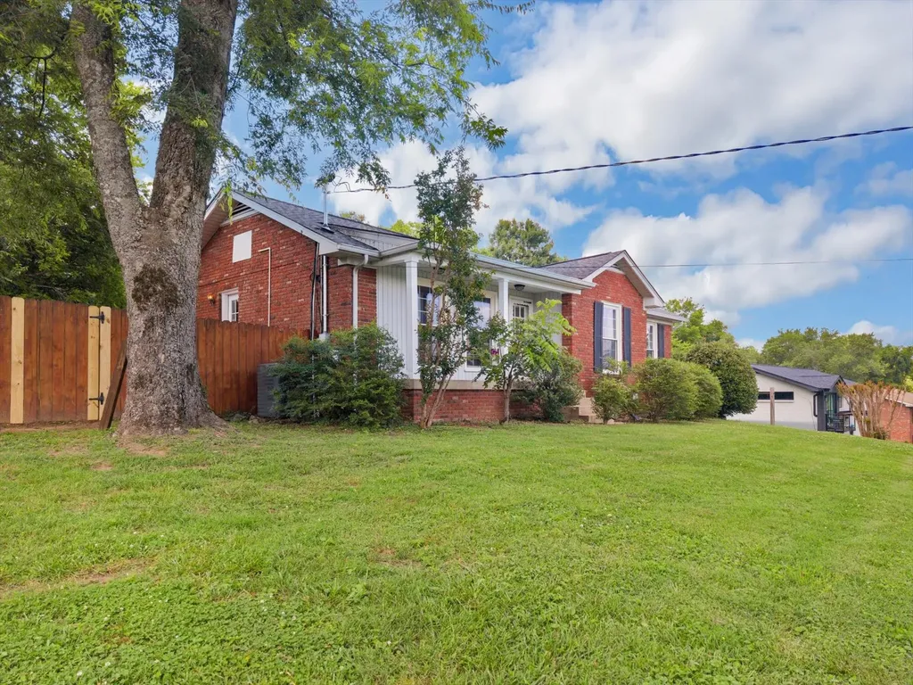 126 Medearis Drive Old Hickory TN 37138