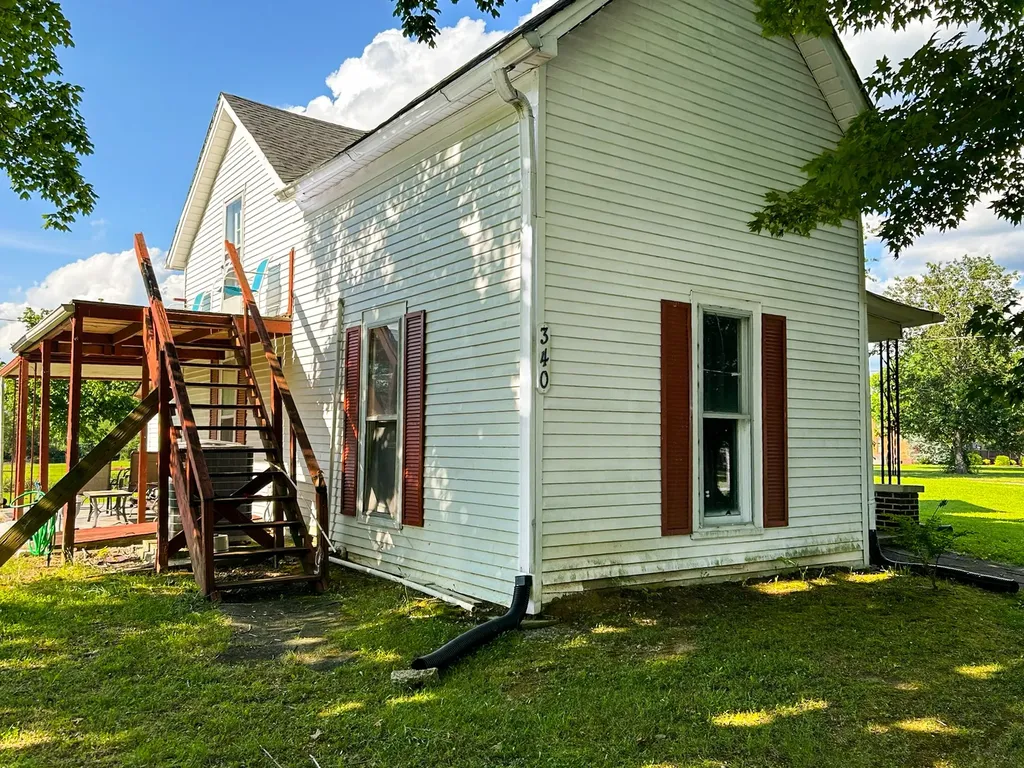 340 Blue Door Road Portland TN 37148
