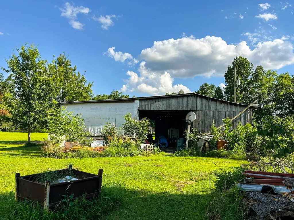 340 Blue Door Road Portland TN 37148