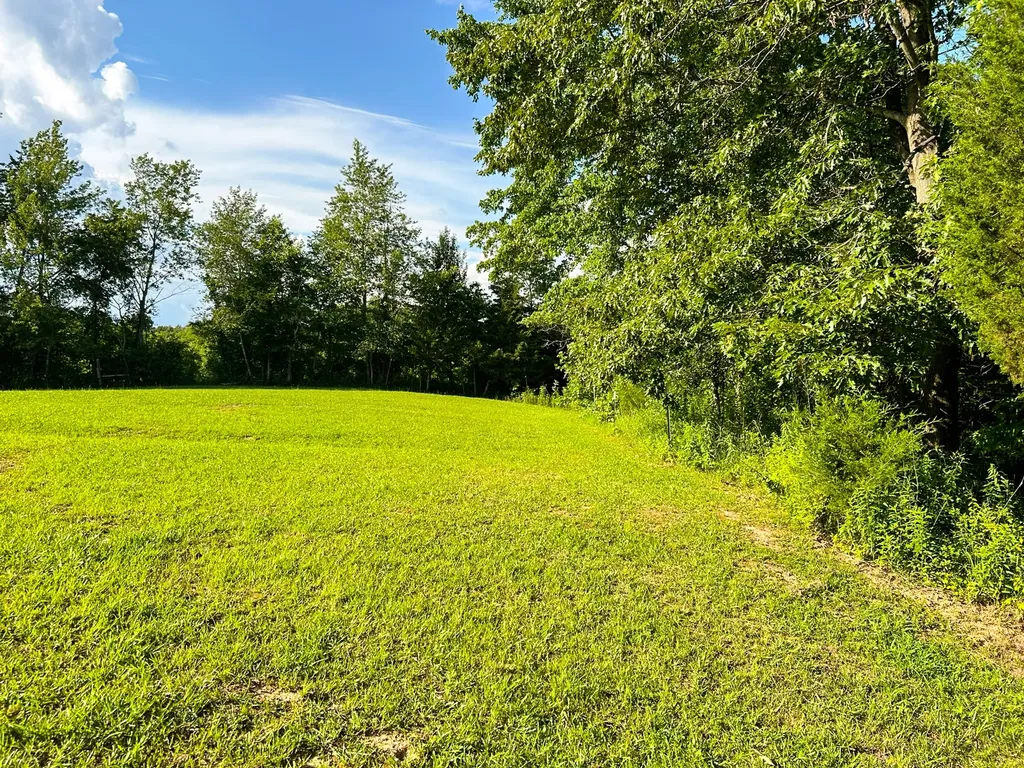 340 Blue Door Road Portland TN 37148